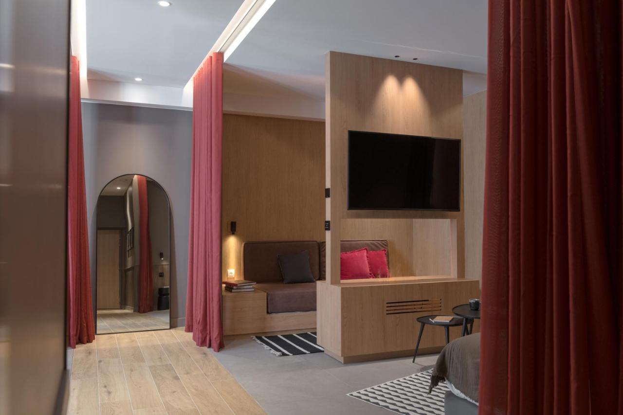 Mihotel Sala Lyon Exteriör bild